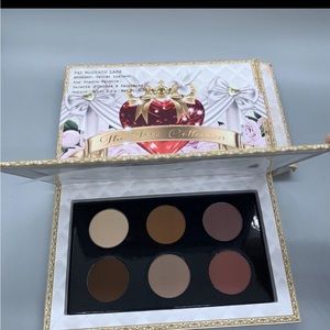 Velvet Liaison ~ Pat McGrath Labs MTHRSHP Eye Shadow Palette The Love Collection